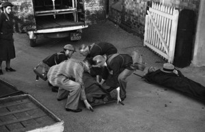 First Aid practice in WW I